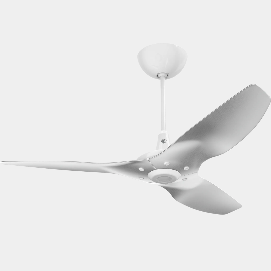 VENTILADOR DE TECHO PARA EXTERIORES HAIKU® CON MONTAJE TIPO DOWNROD
